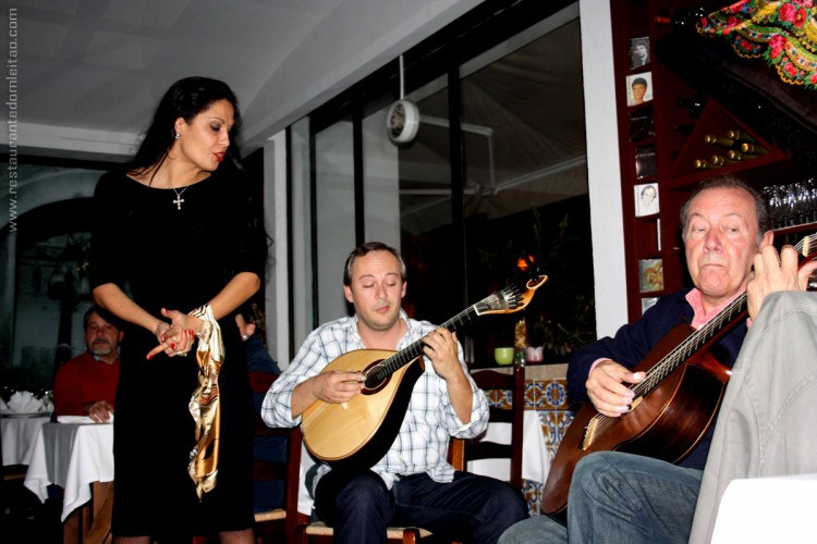 Margarida Guerreiro Restaurante Dom Leitão - Fado - Fadistas - Lisboa